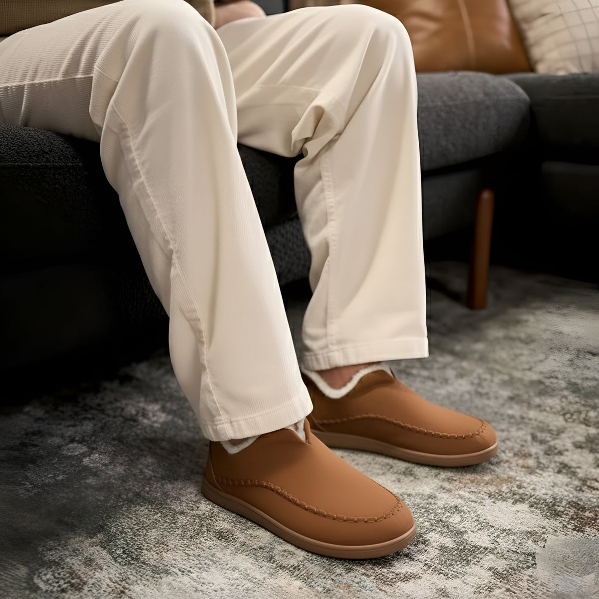 Atom Cloud Slippers