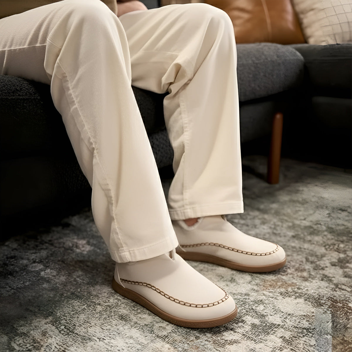 Atom Cloud Slippers