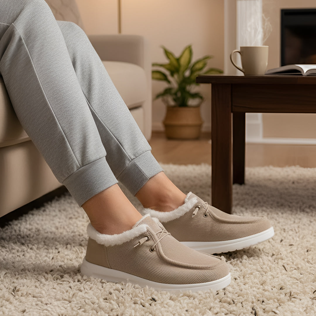 Perry Slippers - Beige