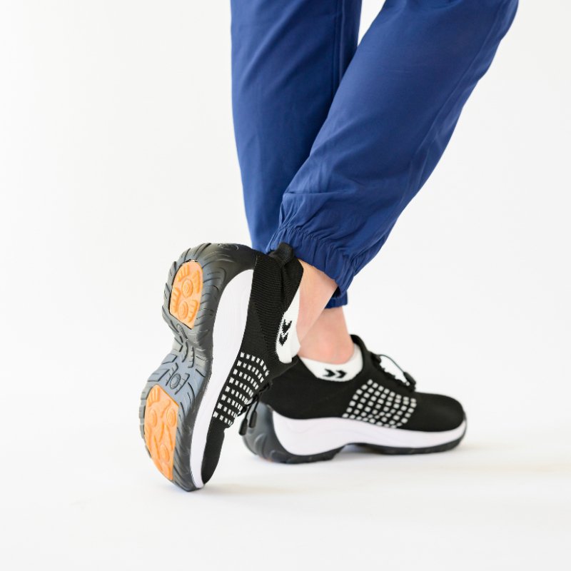 Ortho Stretch Cushion Shoes - Black White